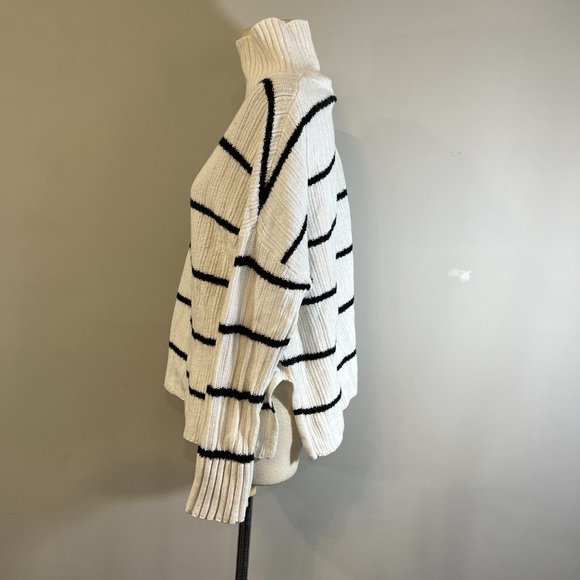 NWOT NORDSTROM Organic Cotton & Merino Wool Turtleneck Sweater in Ivory- Black - Picture 3 of 7